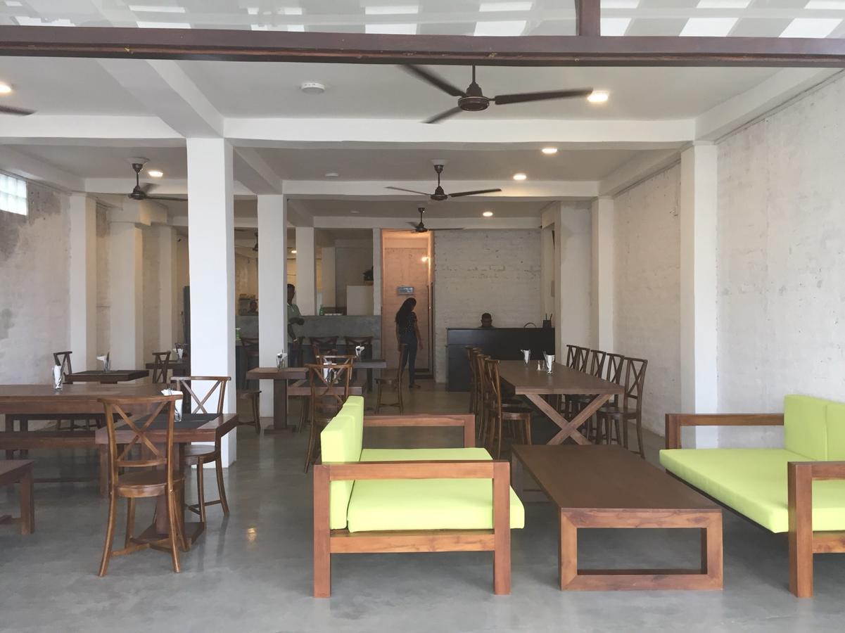 Kaori Cafe And Villa 웰리가마 외부 사진